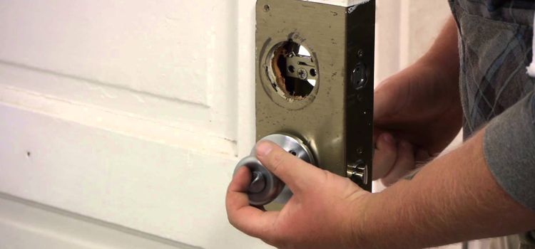 Home Lock Change in Woodcrest